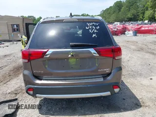 2018 Mitsubishi Outlander SE с VIN JA4AD3A33JZ014095, выставлен на аукционе IAAI как лот 42278605 с пробегом 235 000 миль миль и . История ставок и продаж доступна на DreamBid. Изображение 16.