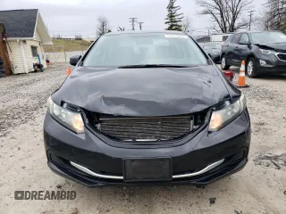 2013 Honda Civic LX z VIN 19XFB2F56DE004635, wystawiony jako Copart lot #51741015 z przebiegiem 104 211 mil mil oraz Czysty tytuł • Clean title. Historia ofert i sprzedaży dostępna na DreamBid. Obrazek 5.