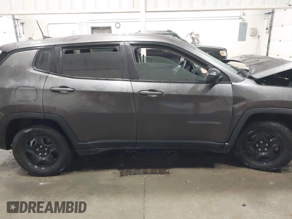 2019 Jeep Compass Sport with VIN 3C4NJCAB1KT762800, listed as a IAAI auction lot 41917374 with 90,184 mi miles and . Bid and sale history available at DreamBid. Image 13.
