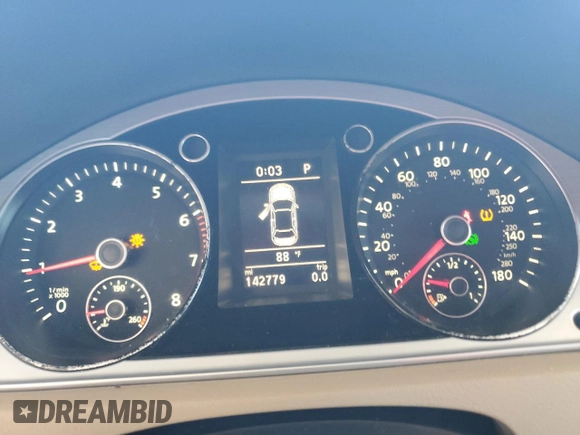 2014 Volkswagen CC R-Line with VIN WVWBP7AN6EE521807, listed as a Copart auction lot 74177764 with 142,779 mi miles and Clean Title. Bid and sale history available at carsss.com. Image 9.
