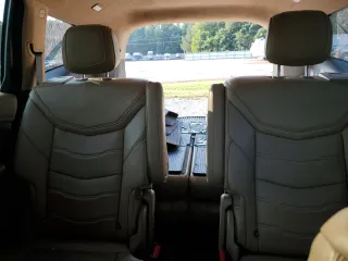 2020 Cadillac XT6 AWD Premium Luxury with VIN 1GYKPFRSXLZ208635, listed as a Copart auction lot 69057844 with 30,946 mi miles and Salvage Title. Bid and sale history available at carsss.com. Image 10.