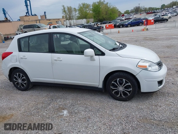2011 Nissan Versa 1.8 S with VIN 3N1BC1CP9BL476268, listed as a IAAI auction lot 42048272 with 152,231 mi miles. Bid and sale history available at carsss.com. Image 13.