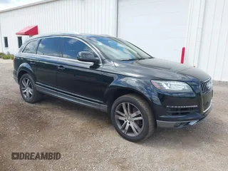 2013 Audi Q7 Premium Plus z VIN WA1LGAFE8DD014478, wystawiony jako IAAI lot #42618561 z przebiegiem 175 471 mil mil oraz . Historia ofert i sprzedaży dostępna na DreamBid. Obrazek 1.