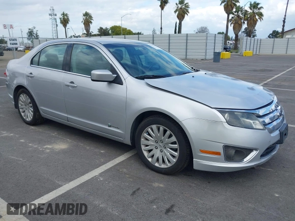 2010 Ford Fusion Hybrid with VIN 3FADP0L37AR261099, listed as a IAAI auction lot 41903543 with 160,070 mi miles. Bid and sale history available at carsss.com. Image 1.