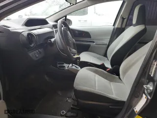 2013 Toyota Prius c One with VIN JTDKDTB31D1547574, listed as a Copart auction lot 49101155 with 131,732 mi miles and Salvage Title. Bid and sale history available at carsss.com. Image 7.