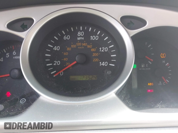 2005 Toyota Highlander z VIN JTEEP21A150134006, wystawiony jako IAAI lot #41722648 z przebiegiem 123 524 mil mil oraz . Historia ofert i sprzedaży dostępna na DreamBid. Obrazek 7.