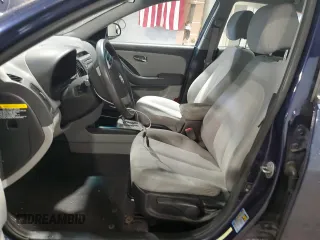 2010 Hyundai Elantra GLS z VIN KMHDU4ADXAU194993, wystawiony jako Copart lot #61614285 z przebiegiem 79 735 mil mil oraz Czysty tytuł • Clean title. Historia ofert i sprzedaży dostępna na DreamBid. Obrazek 7.