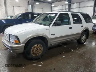 2001 Oldsmobile Bravada z VIN 1GHDT13W512149342, wystawiony jako Copart lot #85990994 z przebiegiem 212 936 mil mil oraz Szkoda całkowita • Salvage title. Historia ofert i sprzedaży dostępna na DreamBid. Obrazek 1.