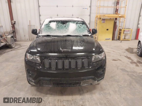 2015 Jeep Grand Cherokee Laredo with VIN 1C4RJFAG3FC607827, listed as a IAAI auction lot 41298397 with 198,171 mi miles. Bid and sale history available at carsss.com. Image 12.