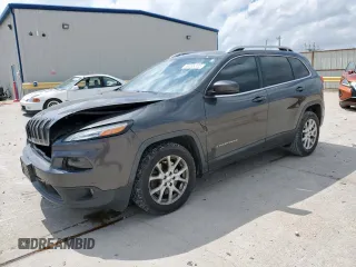 2016 Jeep Cherokee Latitude with VIN 1C4PJLCB7GW264950, listed as a Copart auction lot 59036835 with 88,513 mi miles and Salvage title. Bid and sale history available at DreamBid. Image 1.