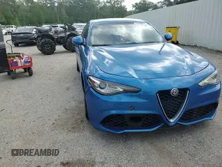 2017 Alfa Romeo Giulia z VIN ZARFAEBN2H7560009, wystawiony jako Copart lot #51689015 z przebiegiem 101 979 mil mil oraz Szkoda całkowita • Salvage title. Historia ofert i sprzedaży dostępna na DreamBid. Obrazek 11.