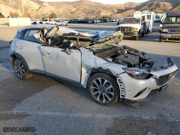 2019 Mazda CX-3 Touring with VIN JM1DKDC76K1412108, listed as a Copart auction lot 87938995 with 0 mi miles and Salvage Title. Bid and sale history available at carsss.com. Image 4.