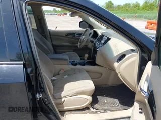2013 Nissan Pathfinder Platinum with VIN 5N1AR2MM7DC680644, listed as a IAAI auction lot 42363143 with 215,060 mi miles and . Bid and sale history available at DreamBid. Image 5.