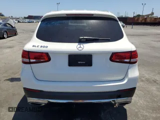 2018 Mercedes-Benz GLC 300 with VIN WDC0G4JB7JV020392, listed as a Copart auction lot 60997945 with 128,392 mi miles and Salvage title. Bid and sale history available at DreamBid. Image 6.