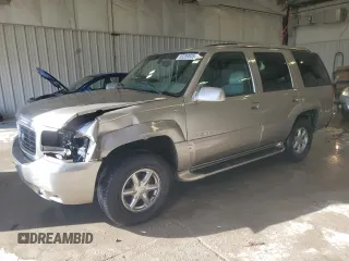 2000 Cadillac Escalade z VIN 1GYEK63R1YR185125, wystawiony jako Copart lot #50259835 z przebiegiem 192 384 mil mil oraz Szkoda całkowita • Salvage title. Historia ofert i sprzedaży dostępna na DreamBid. Obrazek 1.