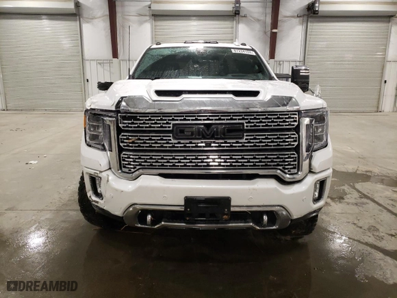 2020 GMC Sierra 3500HD Denali with VIN 1GT49WEY3LF254084, listed as a Copart auction lot 87234124 with 46,642 mi miles and Salvage Title. Bid and sale history available at carsss.com. Image 5.