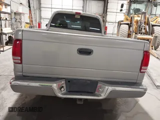 2000 Dodge Dakota Sport with VIN 1B7GL22N8YS723458, listed as a IAAI auction lot 41783869 with 143,561 mi miles and . Bid and sale history available at carsss.com. Image 16.