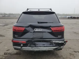 2017 Audi Q7 Premium Plus with VIN WA1LAAF75HD032610, listed as a Copart auction lot 55628665 with 47,523 mi miles and Salvage Title. Bid and sale history available at DreamBid. Image 6.