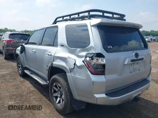 2020 Toyota 4Runner SR5 with VIN JTEBU5JR6L5807164, listed as a IAAI auction lot 42687254 with 127,825 mi miles and . Bid and sale history available at DreamBid. Image 17.