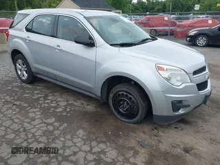 2013 Chevrolet Equinox LS z VIN 2GNFLCEK5D6281875, wystawiony jako IAAI lot #42390701 z przebiegiem 218 296 mil mil oraz . Historia ofert i sprzedaży dostępna na DreamBid. Obrazek 1.