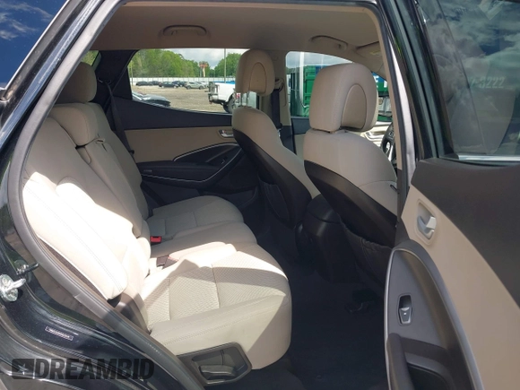 2017 Hyundai Santa Fe 2.4L z VIN 5NMZU3LB5HH043545, wystawiony jako IAAI lot #42244550 z przebiegiem 84 464 mil mil oraz . Historia ofert i sprzedaży dostępna na DreamBid. Obrazek 8.