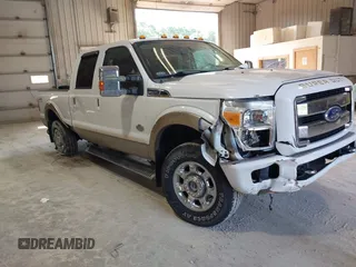 2012 Ford F-250 XL z VIN 1FT7W2B69CEA01617, wystawiony jako IAAI lot #42425971 z przebiegiem 135 321 mil mil oraz . Historia ofert i sprzedaży dostępna na DreamBid. Obrazek 1.