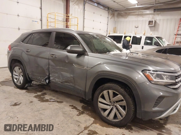 2020 Volkswagen Atlas SE with VIN 1V26E2CA9LC230374, listed as a IAAI auction lot 41336609 with 52,500 mi miles and . Bid and sale history available at DreamBid. Image 1.