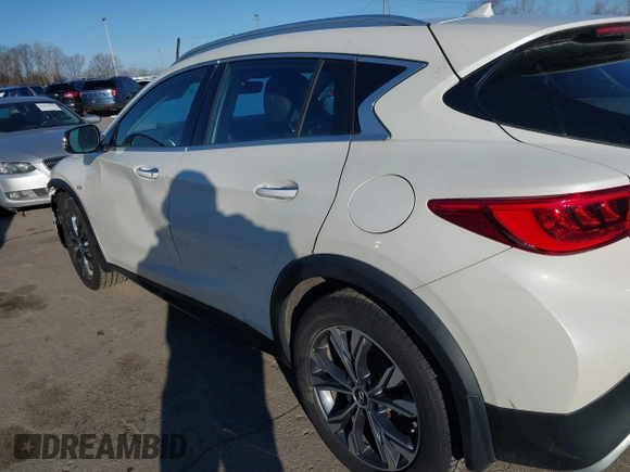 2018 Infiniti QX30 Premium with VIN SJKCH5CR1JA044904, listed as a IAAI auction lot 41849804 with 135,385 mi miles and . Bid and sale history available at DreamBid. Image 14.