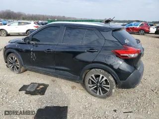 2020 Nissan Kicks SV with VIN 3N1CP5CV1LL527374, listed as a Copart auction lot 43770285 with 107,443 mi miles and Salvage Title. Bid and sale history available at carsss.com. Image 2.