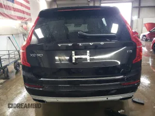 2021 Volvo XC90 Momentum z VIN YV4102CK7M1695703, wystawiony jako Copart lot #51755755 z przebiegiem 23 168 mil mil oraz Szkoda całkowita • Salvage title. Historia ofert i sprzedaży dostępna na DreamBid. Obrazek 6.