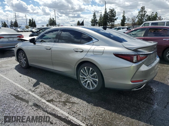 2021 Lexus ES with VIN 58ADZ1B10MU107152, listed as a Copart auction lot 48235555 with 39,221 mi miles and Salvage Title. Bid and sale history available at carsss.com. Image 2.