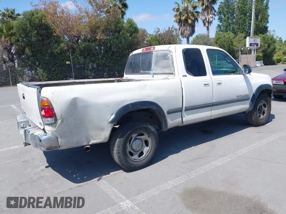 2000 Toyota Tundra SR5 with VIN 5TBRT341XYS089919, listed as a IAAI auction lot 42214956 with 357,048 mi miles and . Bid and sale history available at DreamBid. Image 4.