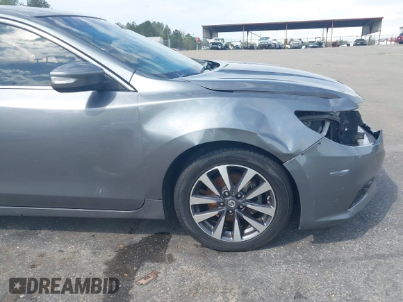 2017 Nissan Altima SV z VIN 1N4AL3AP2HC288869, wystawiony jako IAAI lot #41864317 z przebiegiem 218 256 mil mil oraz . Historia ofert i sprzedaży dostępna na DreamBid. Obrazek 18.
