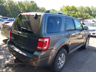 2009 Ford Escape Limited z VIN 1FMCU04G09KB78139, wystawiony jako IAAI lot #42631643 z przebiegiem 261 153 mil mil oraz . Historia ofert i sprzedaży dostępna na DreamBid. Obrazek 4.