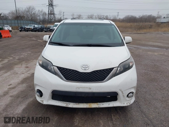 2011 Toyota Sienna SE with VIN 5TDXK3DC0BS122811, listed as a IAAI auction lot 41491159 with 337,201 mi miles and . Bid and sale history available at DreamBid. Image 12.