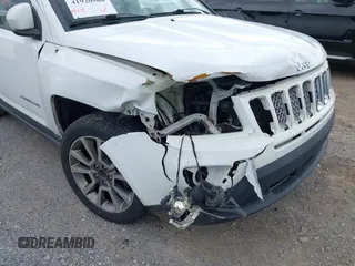 2014 Jeep Compass Limited with VIN 1C4NJDCB6ED684897, listed as a IAAI auction lot 41920568 with 175,196 mi miles. Bid and sale history available at carsss.com. Image 6.