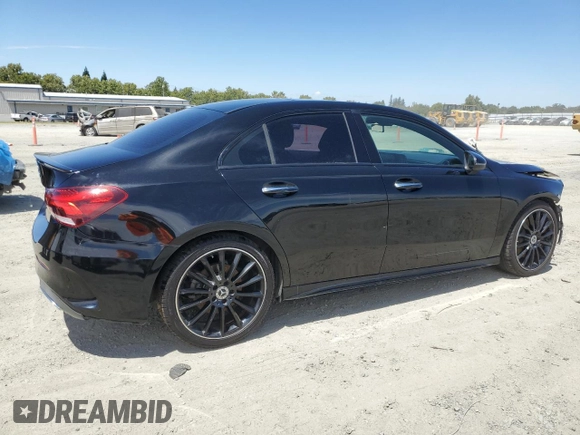 2019 Mercedes-Benz A 220 with VIN WDD3G4EB4KW008618, listed as a Copart auction lot 66050815 with 58,869 mi miles and Clean title. Bid and sale history available at DreamBid. Image 3.