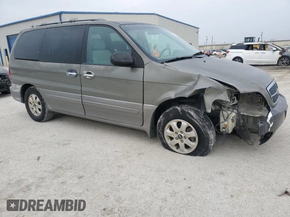 2005 Kia Sedona LX with VIN KNDUP132656679325, listed as a Copart auction lot 47759705 with 143,980 mi miles and Salvage Title. Bid and sale history available at carsss.com. Image 4.