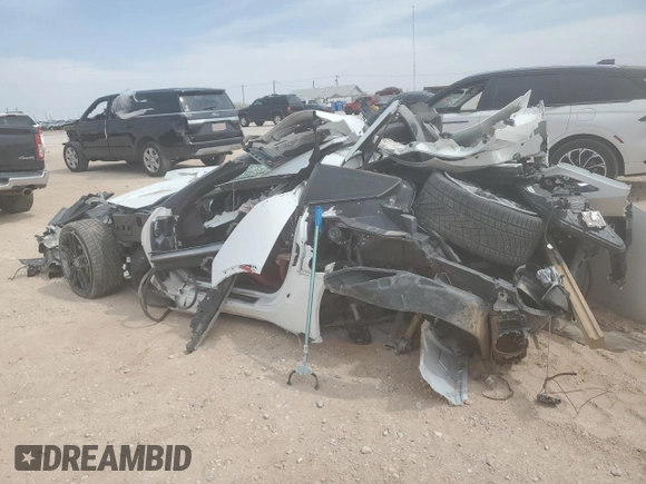 2018 Chevrolet Corvette 1LT z VIN 1G1YB2D73J5102177, wystawiony jako Copart lot #52703275 z przebiegiem Nie podano mil oraz Nie do naprawy • Non repairable. Historia ofert i sprzedaży dostępna na DreamBid. Obrazek 2.