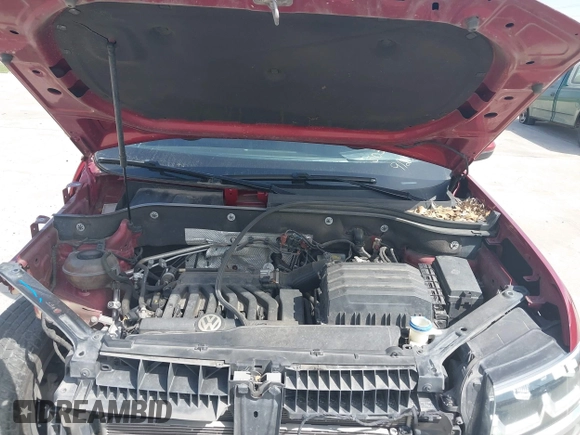 2018 Volkswagen Atlas SEL with VIN 1V2RR2CAXJC589120, listed as a IAAI auction lot 41775608 with 101,170 mi miles and . Bid and sale history available at DreamBid. Image 10.