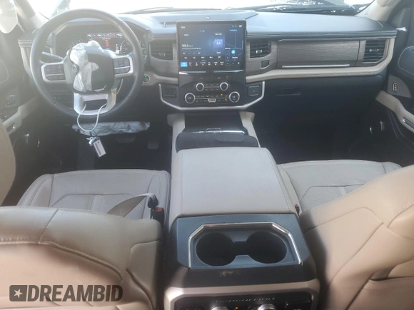 2024 Ford Expedition Max Limited with VIN 1FMJK2A80REA46888, listed as a Copart auction lot 56045135 with 32,293 mi miles and Clean title. Bid and sale history available at DreamBid. Image 8.