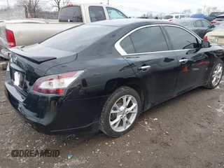 2012 Nissan Maxima 3.5 SV with VIN 1N4AA5AP1CC810871, listed as a IAAI auction lot 41304424 with 137,917 mi miles. Bid and sale history available at carsss.com. Image 4.