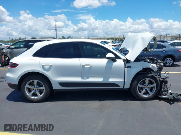 2018 Porsche Macan with VIN WP1AA2A55JLB07597, listed as a IAAI auction lot 42480683 with Not provided miles and . Bid and sale history available at DreamBid. Image 14.