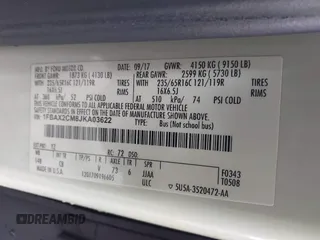 2018 Ford Transit Passenger XL z VIN 1FBAX2CM8JKA03622, wystawiony jako IAAI lot #41571449 z przebiegiem 313 553 mil mil oraz . Historia ofert i sprzedaży dostępna na DreamBid. Obrazek 9.