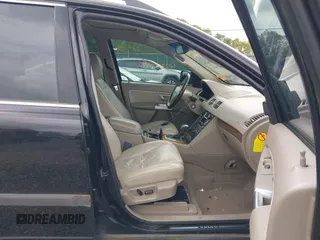 2004 Volvo XC90 z VIN YV1CZ91H141069981, wystawiony jako IAAI lot #42259492 z przebiegiem 266 705 mil mil oraz . Historia ofert i sprzedaży dostępna na DreamBid. Obrazek 5.