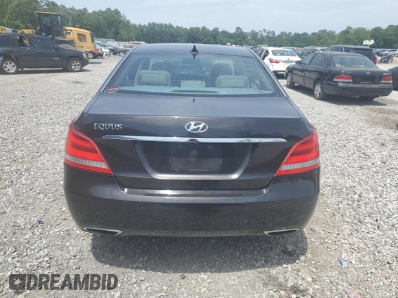 2014 Hyundai Equus Signature with VIN KMHGH4JH4EU074679, listed as a Copart auction lot 56581505 with 118,846 mi miles and Salvage title. Bid and sale history available at DreamBid. Image 6.