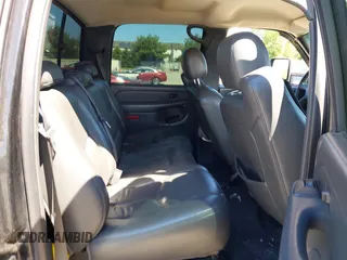 2006 GMC Sierra 1500 SLT with VIN 2GTEK13T261243348, listed as a IAAI auction lot 42210751 with 241,547 mi miles and . Bid and sale history available at carsss.com. Image 8.