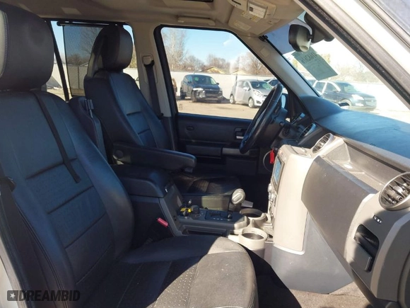 2006 Land Rover LR3 SE with VIN SALAE25456A378131, listed as a IAAI auction lot 41682616 with 172,420 mi miles. Bid and sale history available at carsss.com. Image 5.
