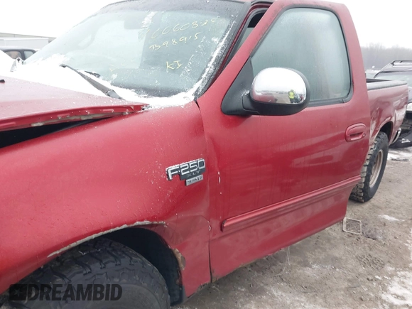 1999 Ford F-250 z VIN 1FTRX27L0XNB98915, wystawiony jako IAAI lot #41564615 z przebiegiem 227 254 mil mil oraz . Historia ofert i sprzedaży dostępna na DreamBid. Obrazek 17.