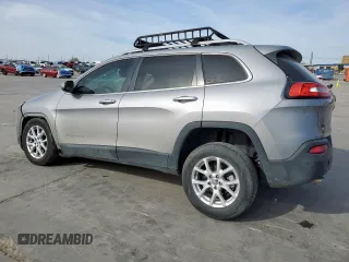 2015 Jeep Cherokee Latitude with VIN 1C4PJLCB4FW539933, listed as a Copart auction lot 49558245 with 142,828 mi miles and Salvage Title. Bid and sale history available at carsss.com. Image 2.